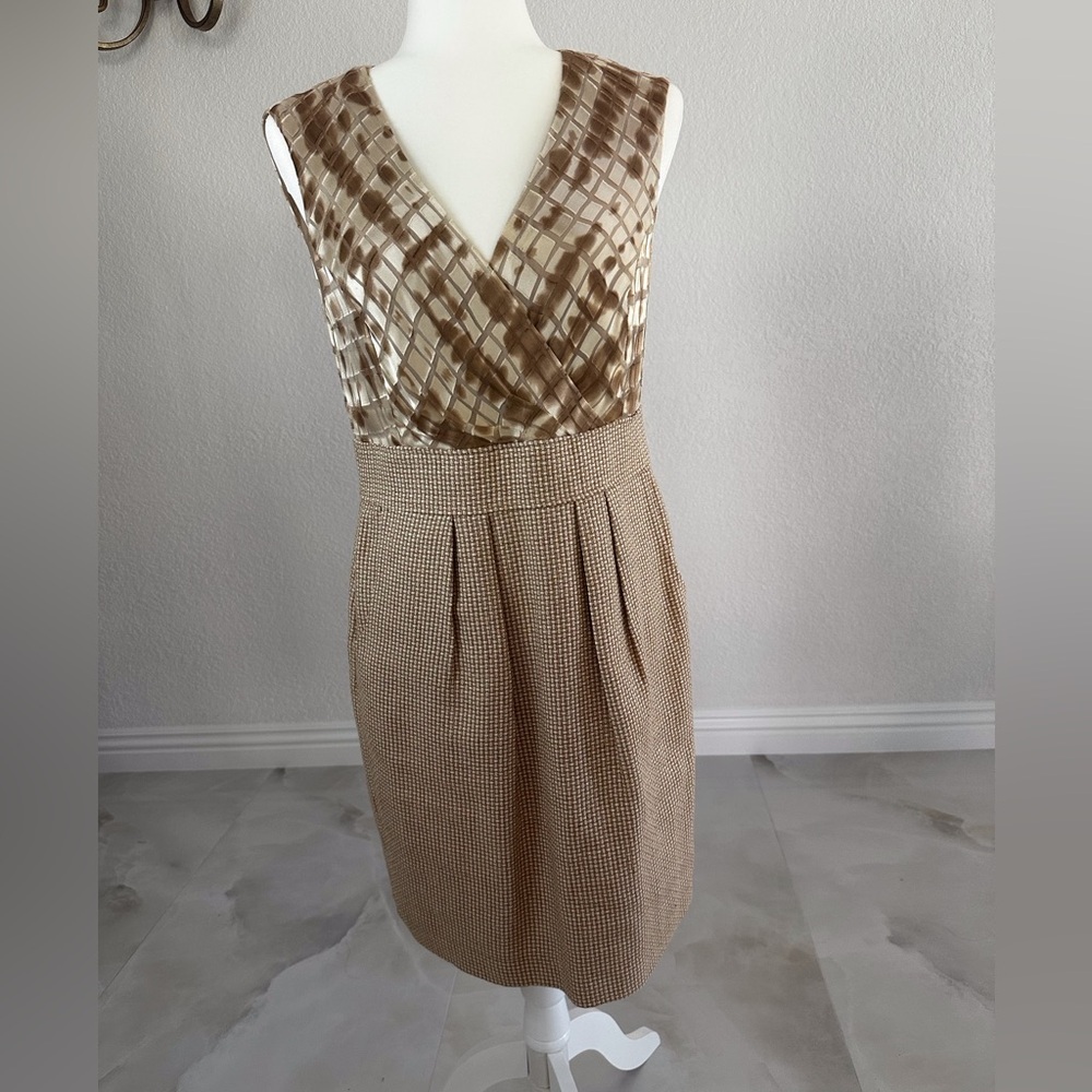 Jones New York Tan Pencil Skirt